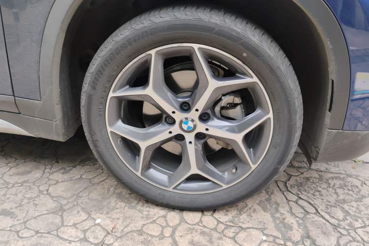 Used BMW X1 2018 sDrive18Li Luxury Model
