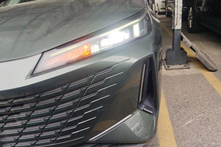 Used CHANGAN Eado DD 2023 Blue Whale NE 1.5T GDI DCT Flagship Model
