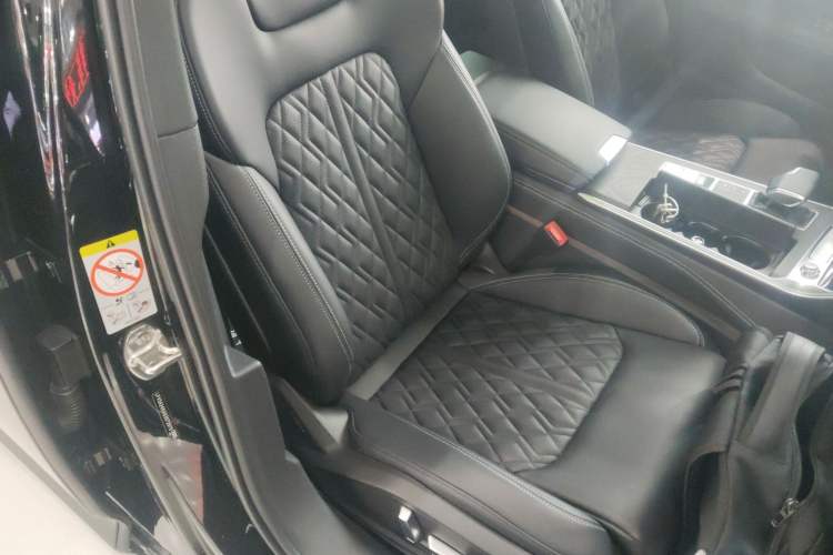 Used Audi A6L 2025 45 TFSI quattro Prestige Dynamic Edition
