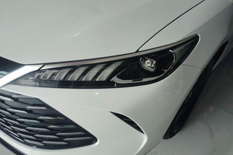 Used BYD Qin PLUS 2025 DM-i Smart Drive 55KM Leading Model