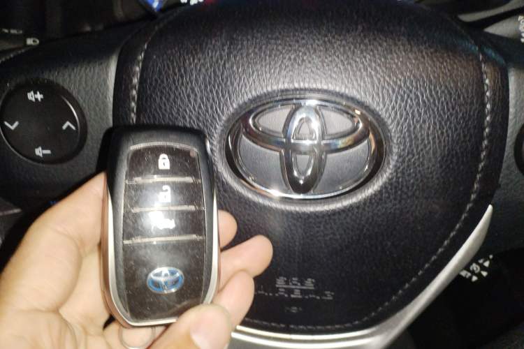 Used Toyota Corolla Hybrid E+ 2020 1.8L E-CVT Comfort Edition Vehicle Key