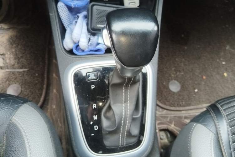 Used Kia kx1 Stonic 2019 1.4L Automatic Fun Edition China VI