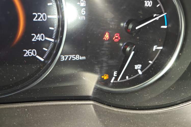 Used Mazda CX-5 2022 2.0L Automatic Two-Wheel Drive Smart Edition Odometer Close Up