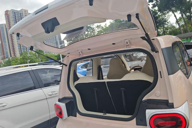 Used Wuling Hongguang MINIEV 2024 3rd Generation 215km Youth Edition