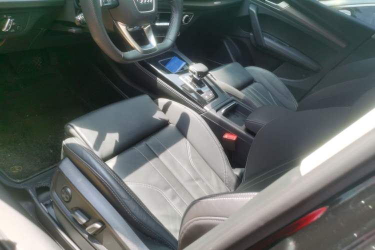 Used Audi Q5L 2022 Updated 45T Luxury Dynamic Version