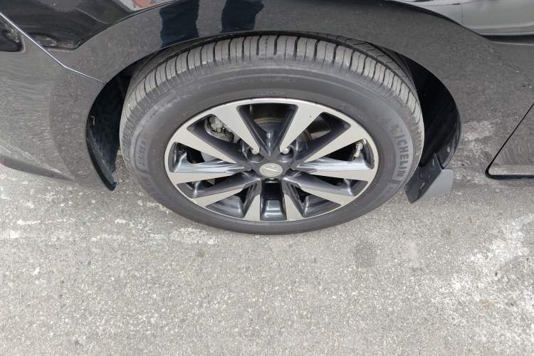 Used Nissan Teana 2016 2.0L XL-Upper Smart Edition Left Front Wheel Hub