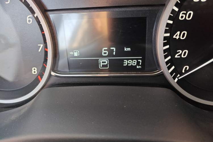 Used Nissan Sylphy 2024 Restyled Version 2 Classic 1.6XE CVT Comfort Edition Odometer Close Up