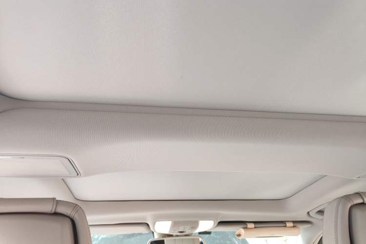 Used Mercedes-Benz E-Class 2014 E 260 L Luxury Model