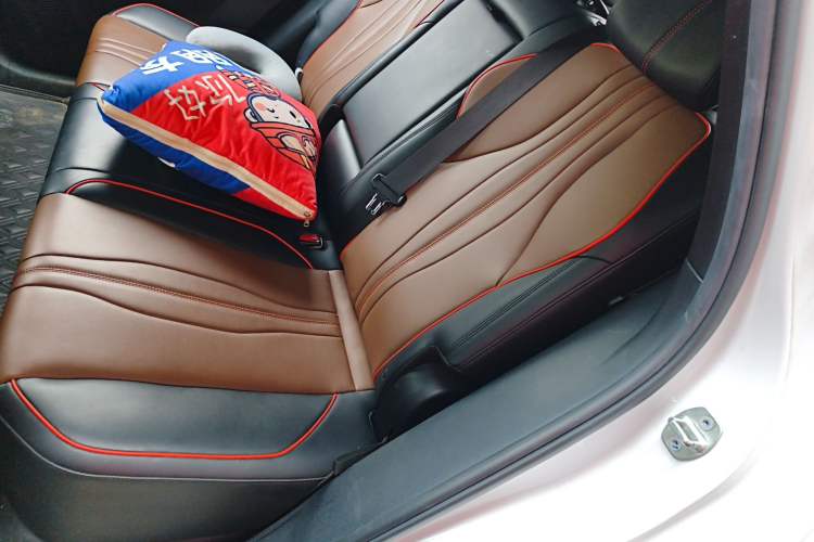 Used BYD Song PLUS 2020 1.5T Automatic Prestige Version Left Rear Seat