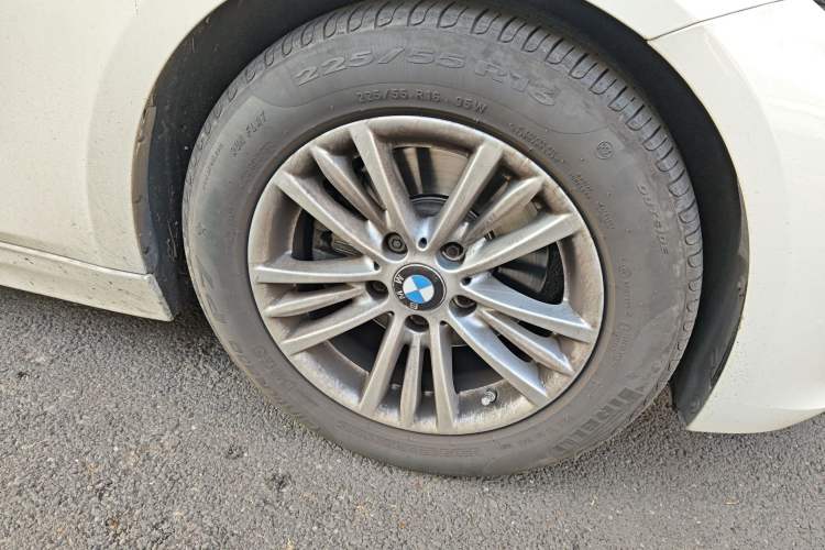 Used BMW 3 Series 2014 320Li Fashion Model