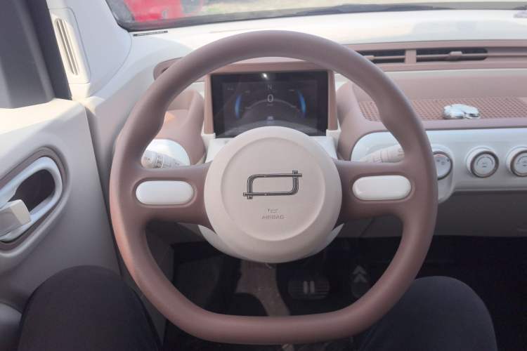 Used Bestune Pony 2026 222km Colorful Horse Steering Wheel