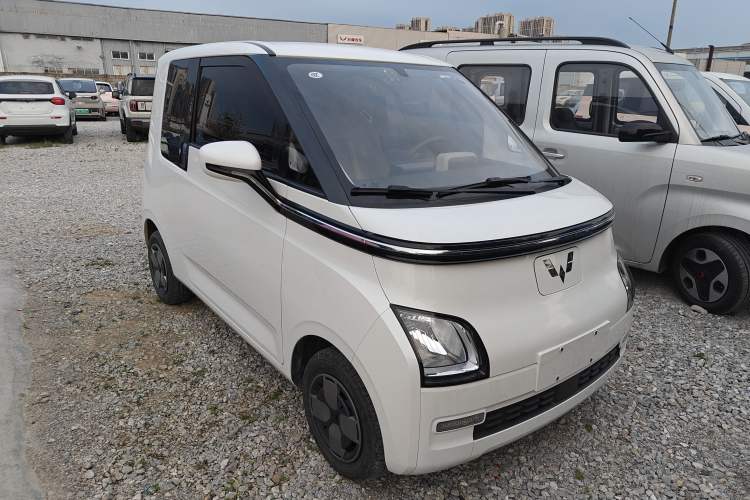 Used Wuling Air ev 2023 - Four Seats - Standard Edition
