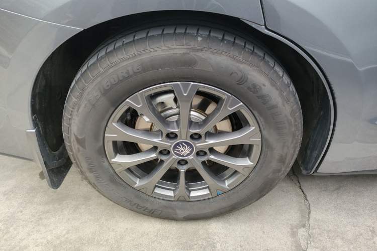 Used BYD Qin L 2024 DM-i 80KM Leading Model
