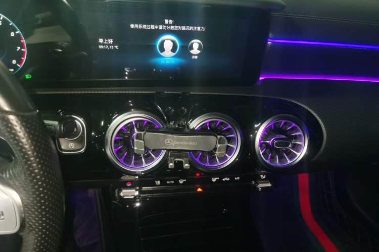 Used Mercedes-Benz A-Class 2021 A 200 L Sport Sedan Fashion Model Audio And AC Panel