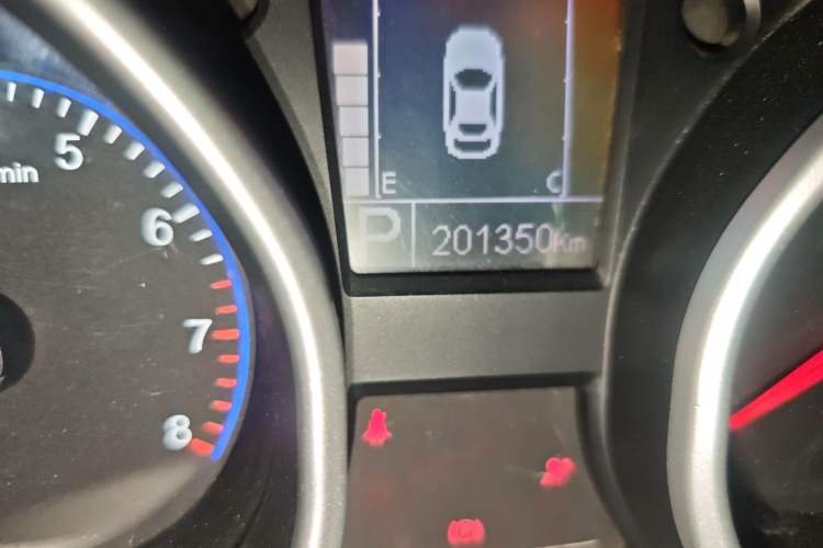 Used Geely Auto GX7 2015 Sports Edition 2.0L Automatic Luxury Model
