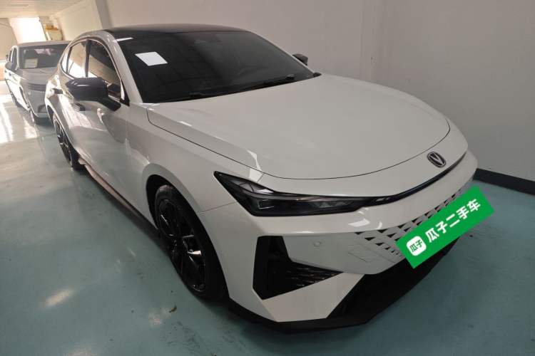 Used CHANGAN UNI-V 2024 1.5T Prestige Edition
