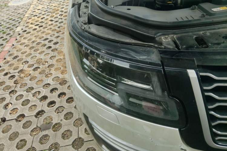 Used Land Rover Range 2016 3.0 SC V6 Vogue Right Front Headlight