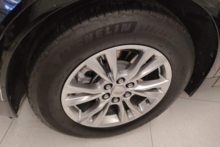 Used Cadillac XT5 2022 2.0T Two-Wheel Drive Luxury Version
