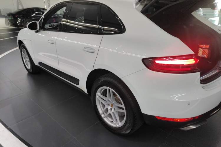 Used Porsche Macan 2018 Macan 2.0T
