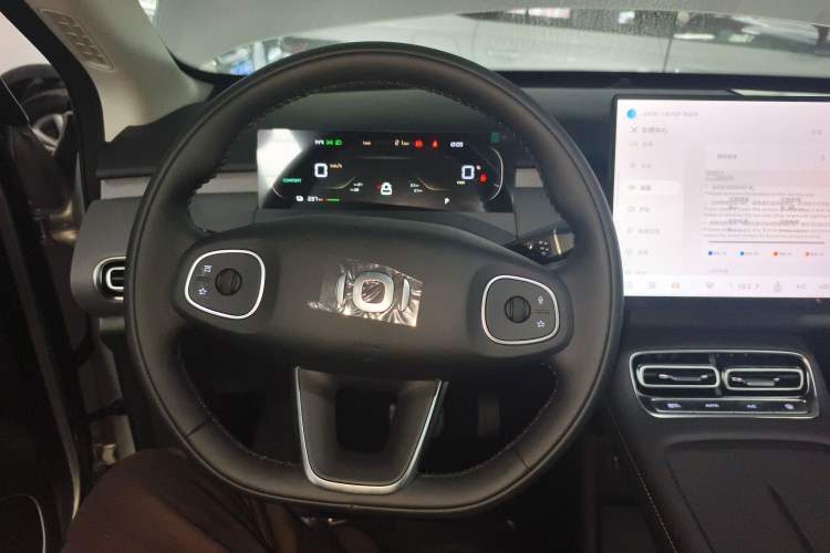 Used CHANGAN NEVO Q05 2026 Model 405Max
