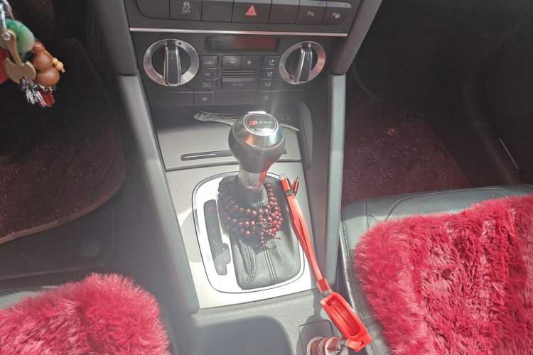 Used Audi A3 2010 Sportback 1.8T Luxury Model Gear Lever