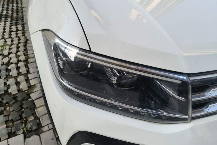 Used Volkswagen T-Cross 2020 280TSI DSG Comfort Edition Right Front Headlight