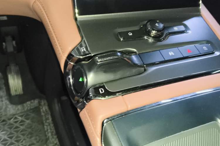 Used Nio EC6 2020 615 km Performance Edition Gear Lever