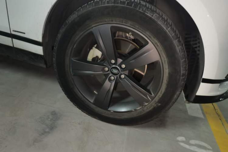 Used Land Rover Range Rover Velar 2019 250 PS R-DYNAMIC S