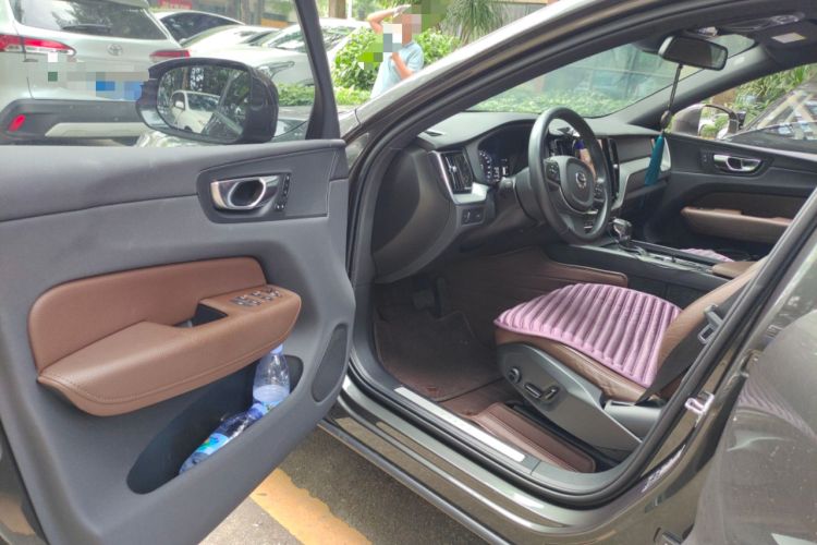 Used Volvo XC60 2021 T5 4x4 Smart Luxury Edition