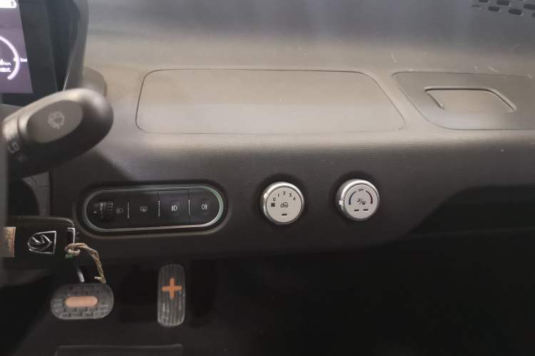 Used Baojun E100 2019 250KM Smart Drive Edition
