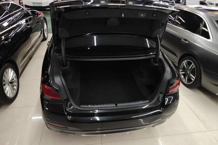 Used BMW 5 Series 2021 525Li M Sport Package