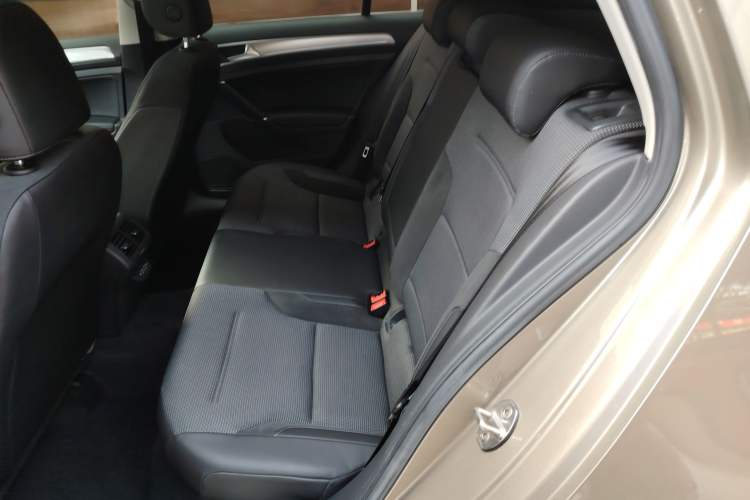 Used Volkswagen Golf 2019 280TSI DSG Comfort Version China VI Standard
