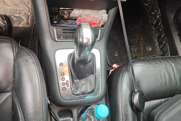 Used Volkswagen Tiguan 2013 1.8 TSI Automatic Two-Wheel Drive Comfort Edition Gear Lever