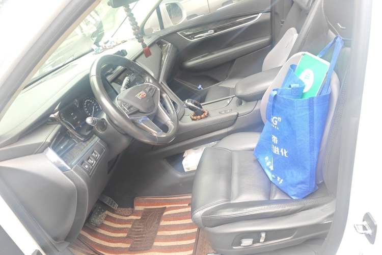 Used Cadillac XT5 2018 25T Luxury Model