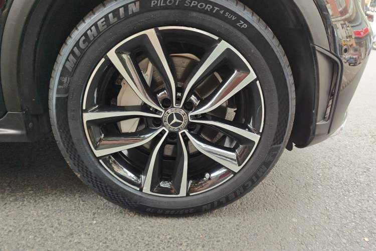 Used Mercedes-Benz GLC 2020 Facelift GLC 300 L 4MATIC Dynamic Edition