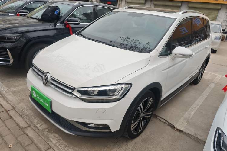 Used Volkswagen Touran 2021 Volkswagen Touran L 280TSI DSG Boundary Edition 7-Seater