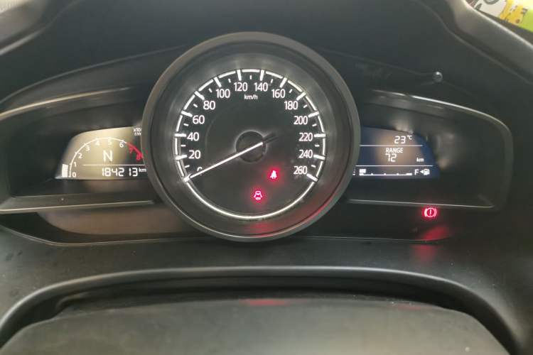 Used Mazda 3 Axela 2017 Sedan 1.5L Automatic Comfort Model Emission Standard China V