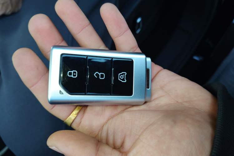 Used 212 T01 2025 2.0T Changfeng