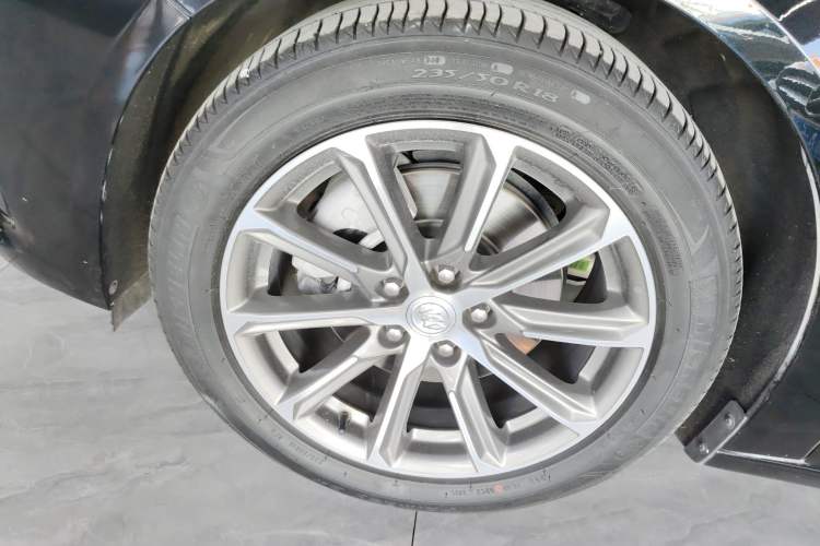 Used Buick LaCrosse 2021 652T Luxury Model
