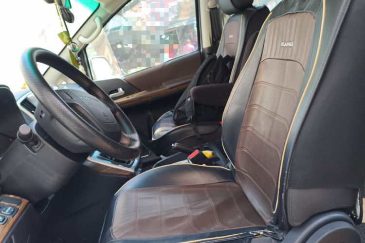 Used FORTHING Lingzhi PLUS 2021 2.0L Manual Comfort Version 7 Seats