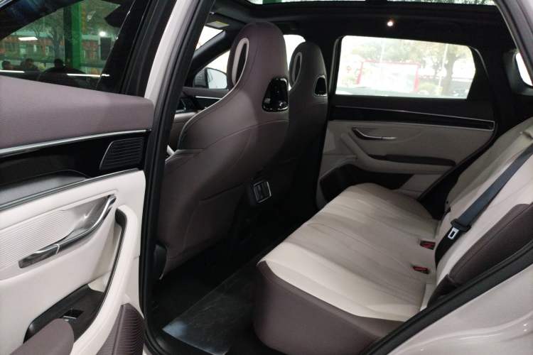 Used BYD Song PLUS New Energy 2025 EV 520km Luxury Version
