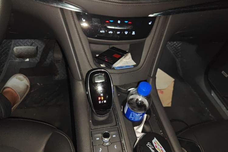 Used Cadillac XT5 2022 2.0T Two-Wheel Drive Luxury Version
