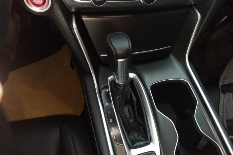 Used Honda Accord 2022 260TURBO Luxury Edition Gear Lever