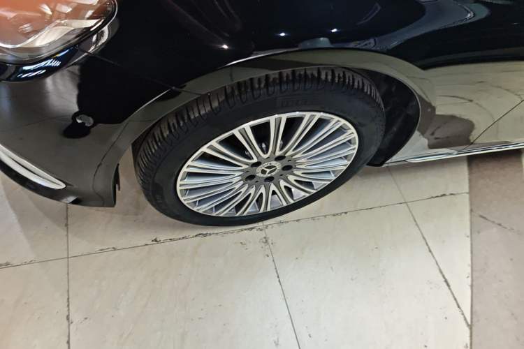 Used Mercedes-Benz E-Class 2022 Revised Version E 300 L Fashion Edition
