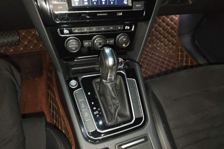 Used Volkswagen Magotan 2018 Facelift 330TSI DSG Luxury Model