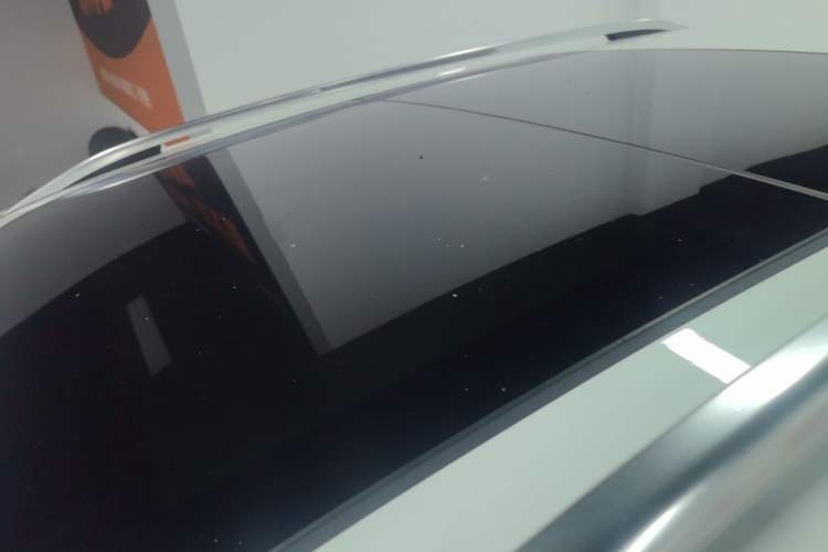 Used Volkswagen T-ROC 2021 280TSI DSG Two-Wheel Drive Comfort Connect Edition
