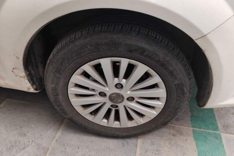 Used Buick Excelle 2011 1.6 LX-MT