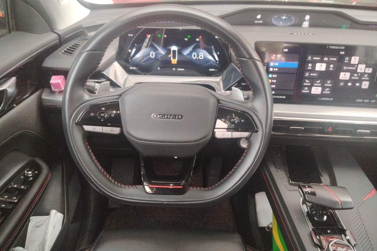 Used CHANGAN OSHAN Z6 2022 Blue Whale 1.5T DCT Smart Navigation Model Steering Wheel