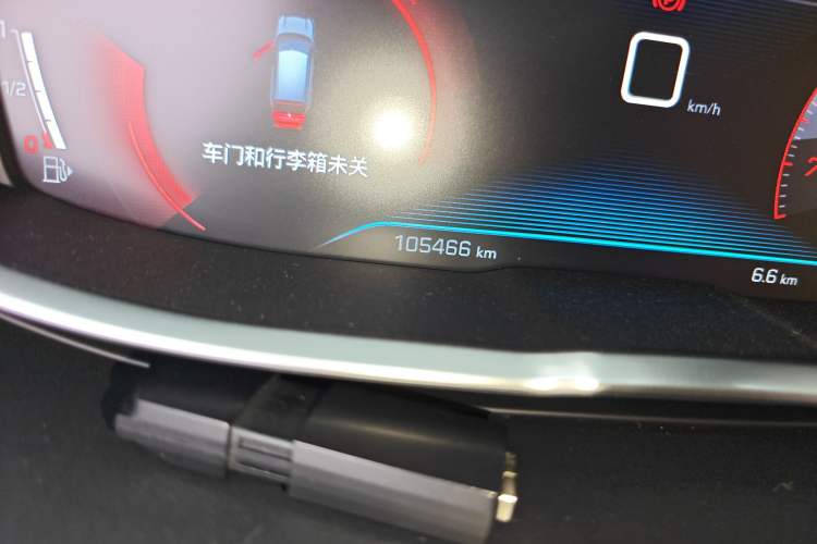 Used Peugeot 4008 2017 350THP Elite Edition Odometer Close Up