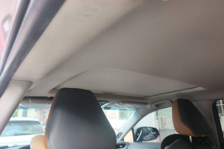 Used Toyota Venza 2023 2.0L CVT Two-Wheel Drive Prestige Version
